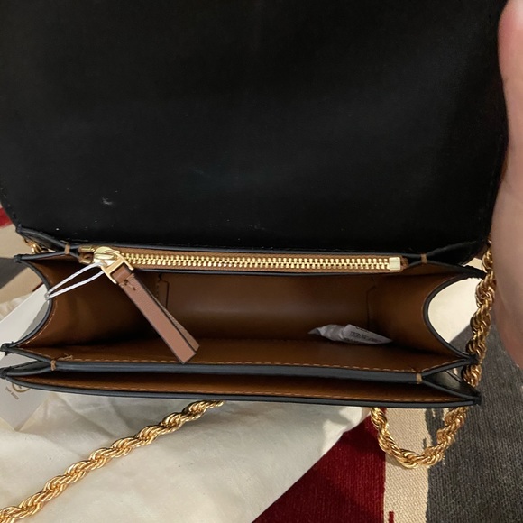 Tory Burch small bag (new) - Picture 4 of 6